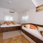 Guest house Pansion Infinity 3*