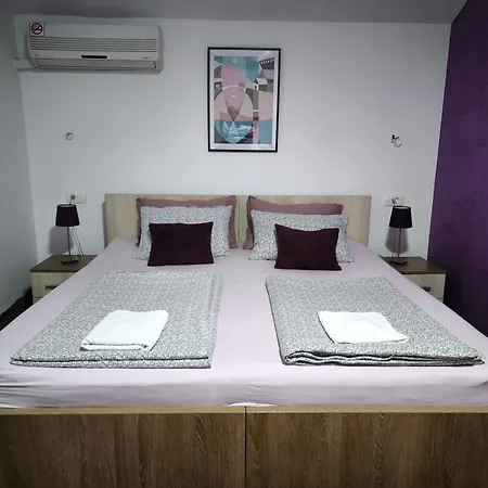 Pansion Infinity Konukevi Mostar