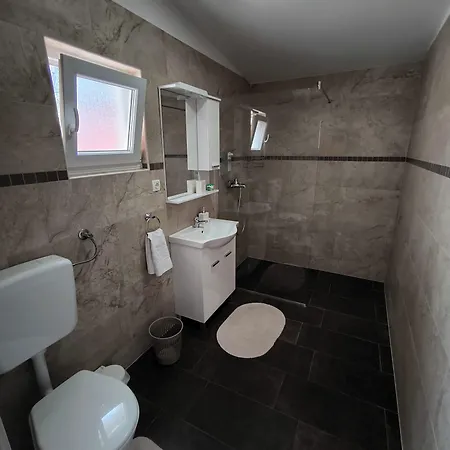 Konukevi Pansion Infinity