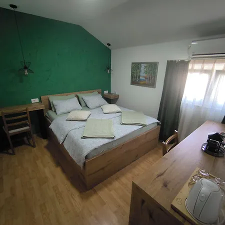 Konukevi Pansion Infinity Mostar